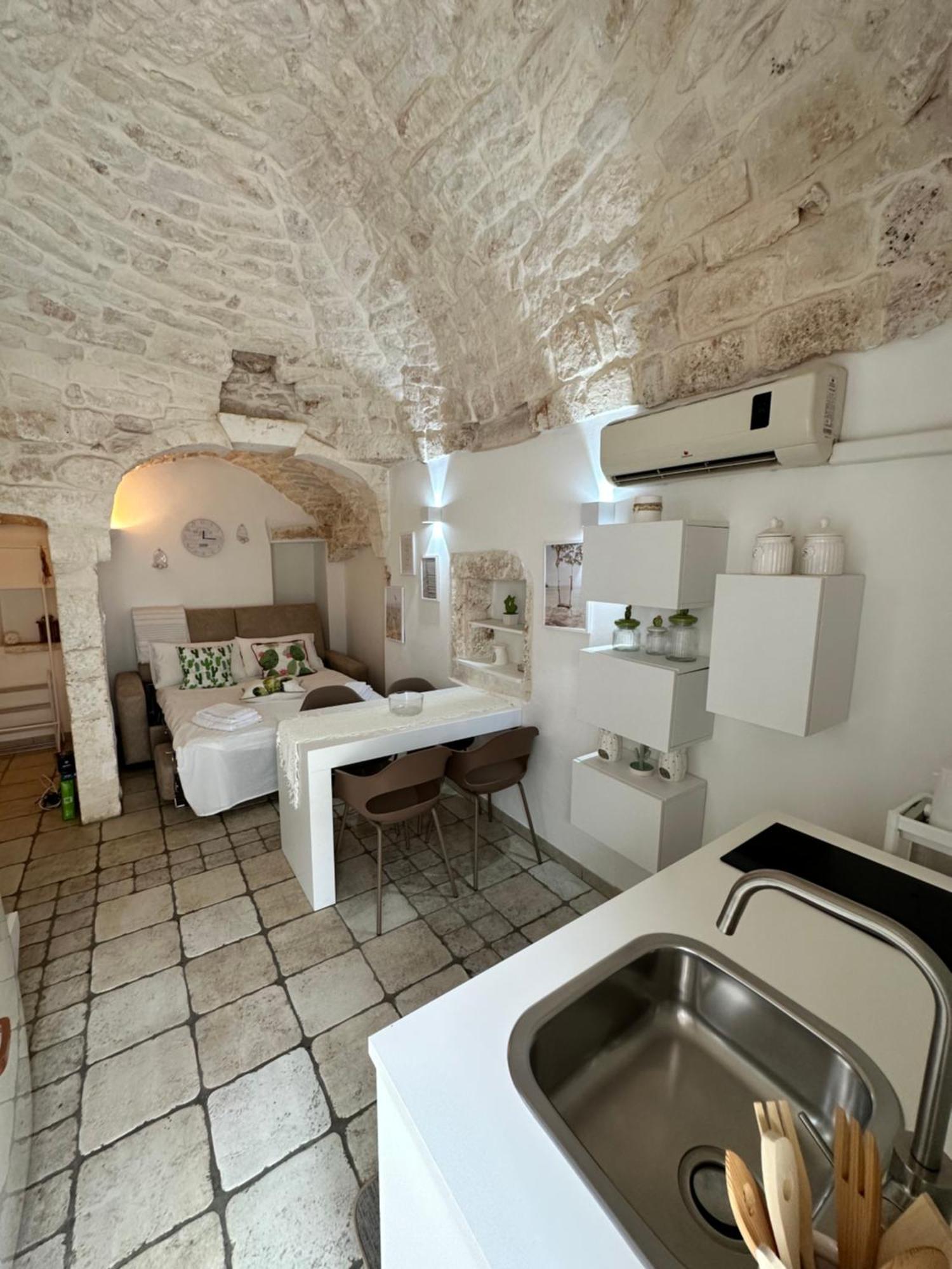 Casa Ficus Ostuni Con Terrazza Vista Mare Apartment Exterior photo